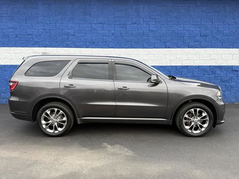 Used 2019 Dodge Durango GT image 2
