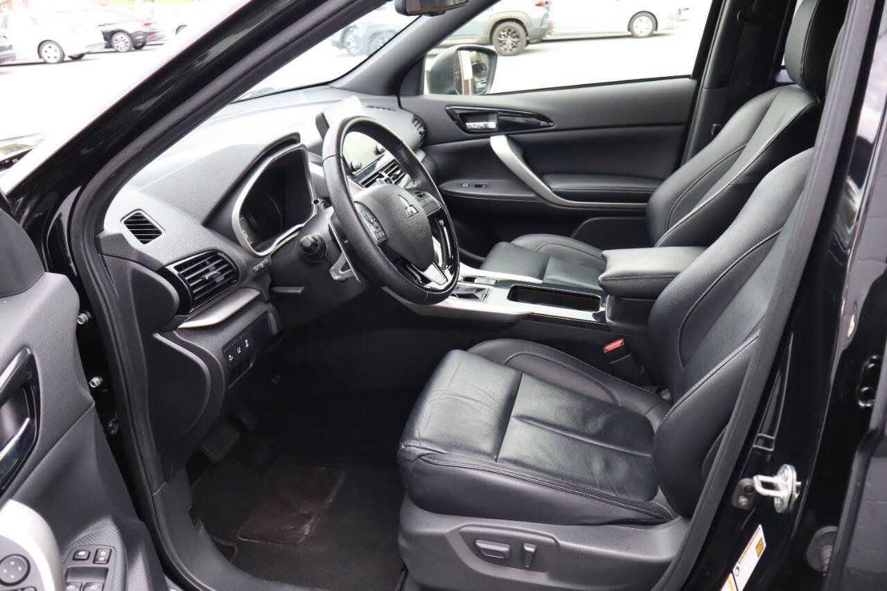 Used 2022 Mitsubishi Eclipse Cross SE AWD/4WD image 6