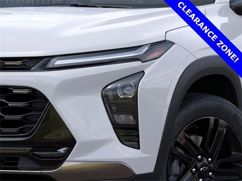New 2025 Chevrolet Trax ACTIV w/ Driver Confidence Package image 10