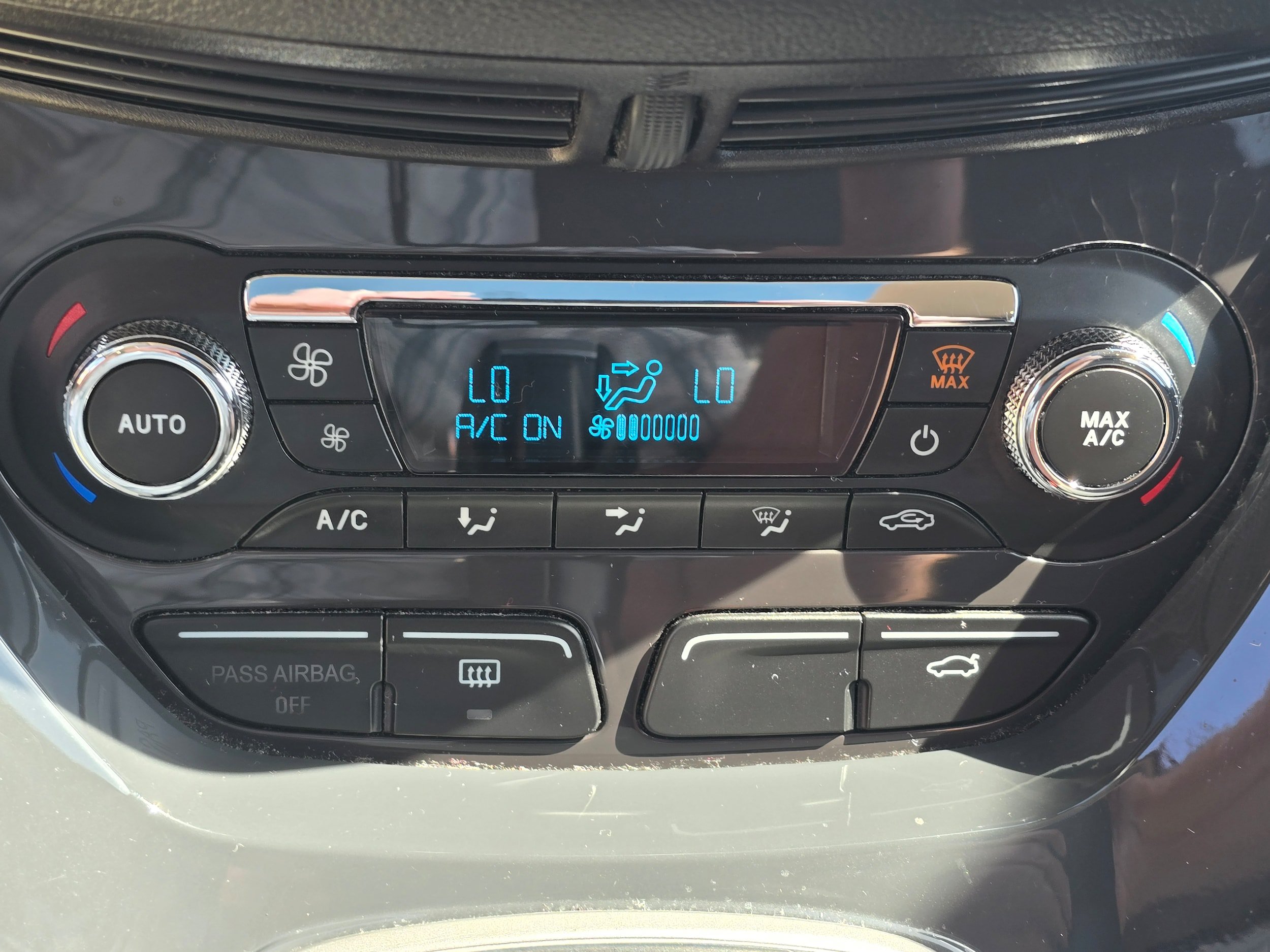 Used 2013 Ford Escape Titanium AWD/4WD image 19
