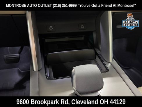 Used 2025 Land Rover Discovery Sport S image 23