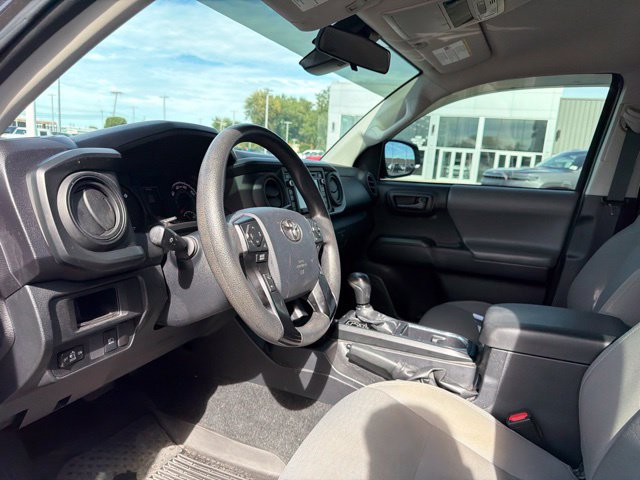Certified 2019 Toyota Tacoma SR w/ SR Convenience Package AWD/4WD image 14