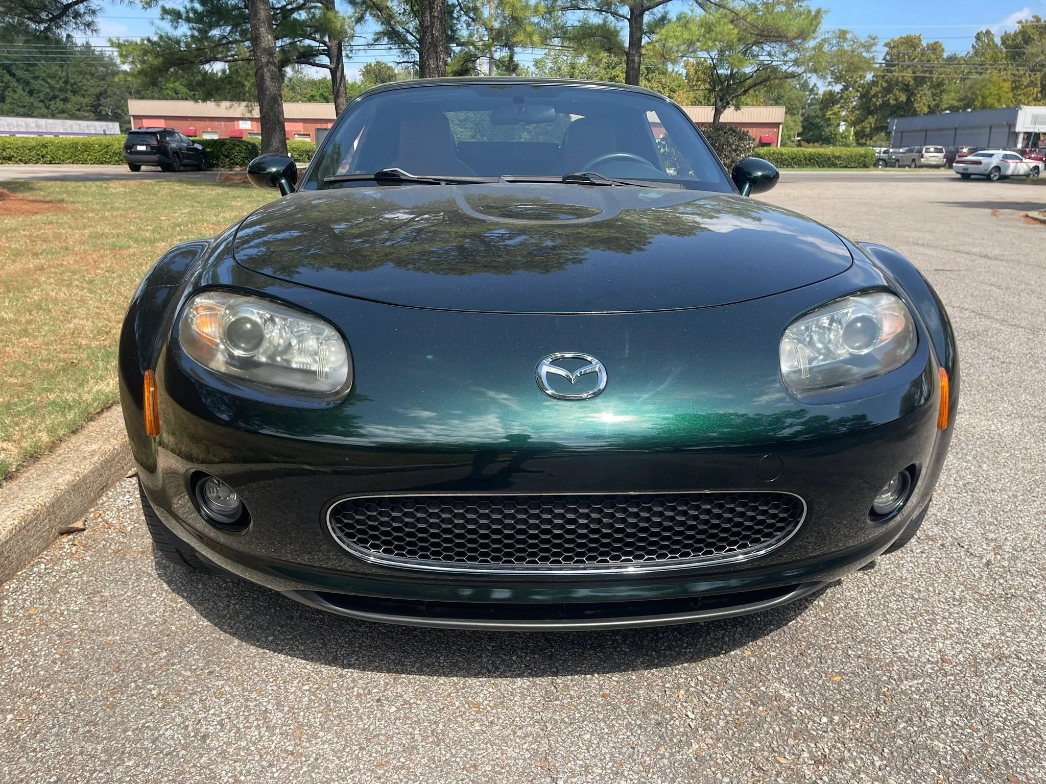 Used 2008 MAZDA MX-5 Miata Grand Touring w/ Premium Pkg RWD image 10