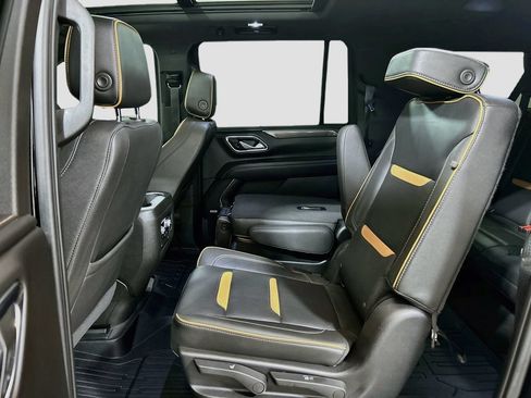 Used 2023 GMC Yukon XL AT4 w/ AT4 Premium Package AWD/4WD image 24