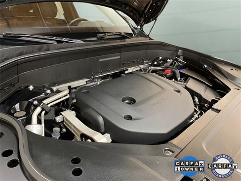 Used 2025 Volvo XC90 B6 Plus image 88