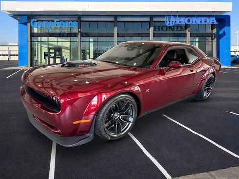 Used 2022 Dodge Challenger R/T Scat Pack RWD image 4