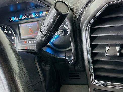 Used 2015 Ford F150 XLT w/ Equipment Group 301A Mid image 16