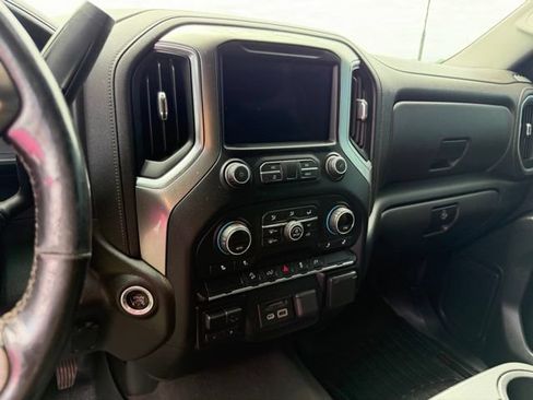 Used 2020 Chevrolet Silverado 2500 LTZ w/ Z71 Off-Road Package AWD/4WD image 4