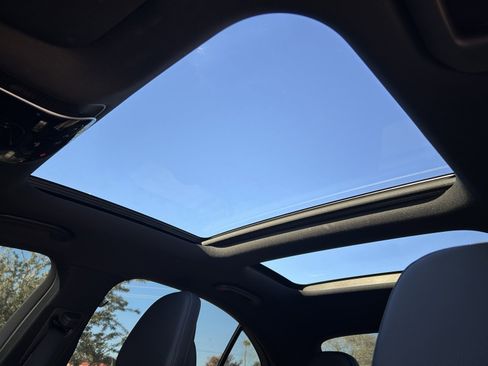 Used 2024 Mercedes-Benz C 300 C 300 image 12