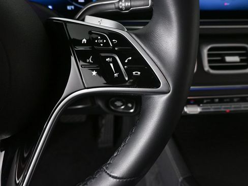 Certified 2026 Mercedes-Benz GLE 350 4MATIC image 11