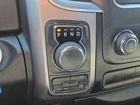 Used 2024 RAM 1500 Warlock AWD/4WD image 30