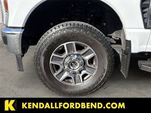 Certified 2024 Ford F350 Lariat w/ Camper Package image 10