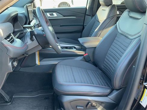 New 2026 Ford Explorer ST-Line w/ ST-Line Street Pack image 14