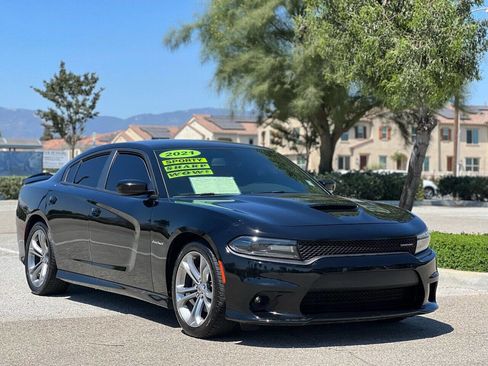 Used 2021 Dodge Charger R/T image 2