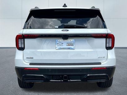 Used 2025 Ford Explorer ST-Line w/ ST-Line Street Pack