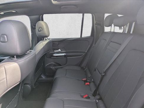 Certified 2026 Mercedes-Benz GLB 250 4MATIC image 19