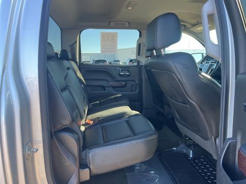Used 2014 GMC Sierra 1500 SLT w/ SLT Crew Cab Value Package image 44