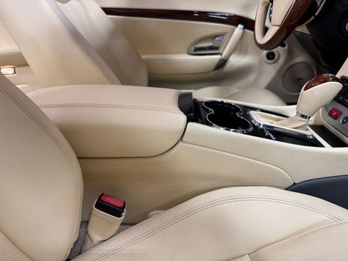 Used 2011 Maserati GranTurismo Convertible RWD image 39