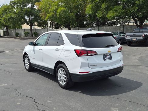 Used 2022 Chevrolet Equinox LS w/ LS Convenience Package AWD/4WD image 8