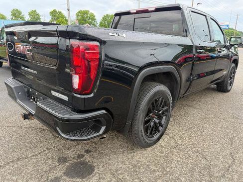 Used 2021 GMC Sierra 1500 Elevation AWD/4WD image 2