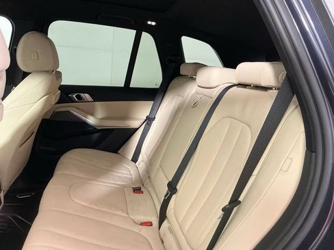Used 2022 BMW X5 sDrive40i w/ Premium Package RWD image 25