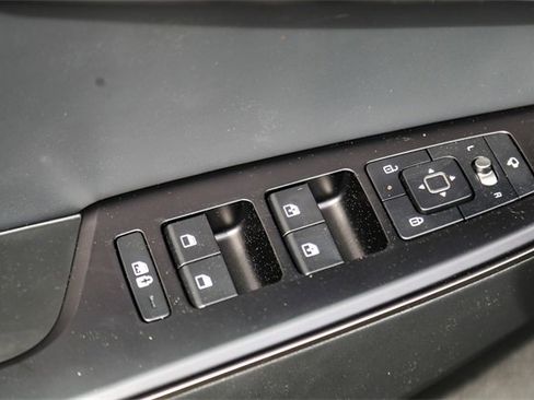 New 2025 Kia EV6 Light image 20