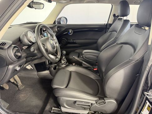 Used 2019 MINI Cooper S FWD image 5