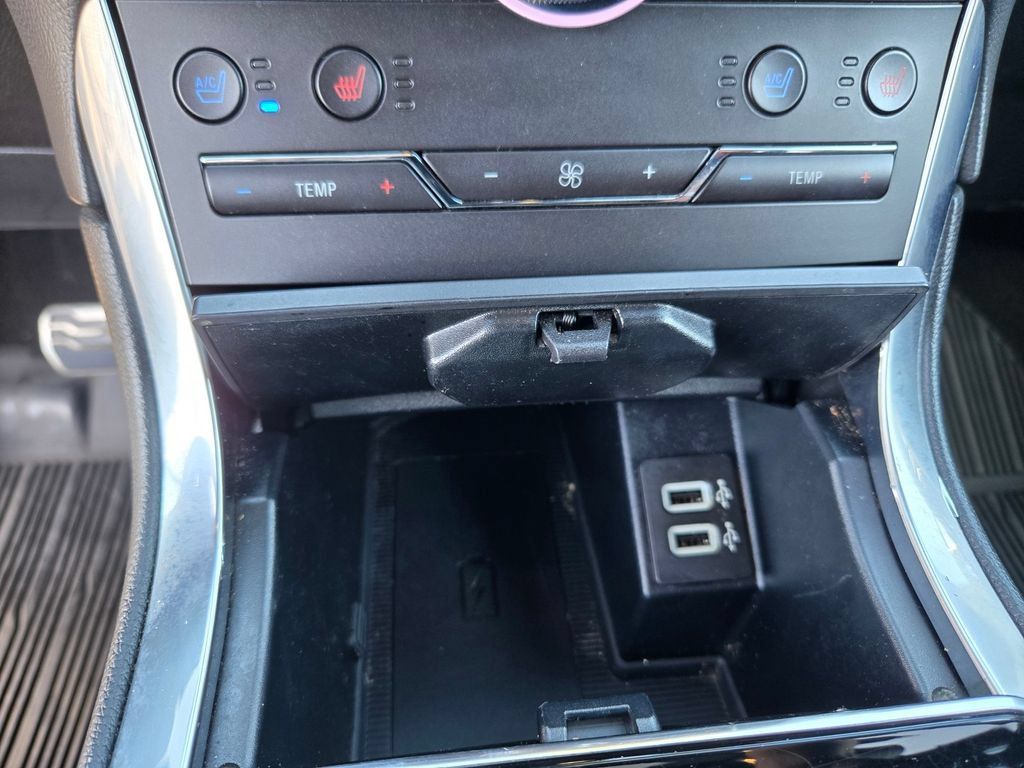 Used 2019 Ford Edge ST w/ Equipment Group 401A AWD/4WD image 19