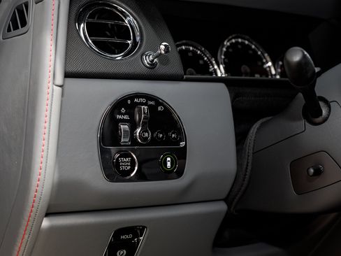 Certified 2023 Rolls-Royce Cullinan image 25
