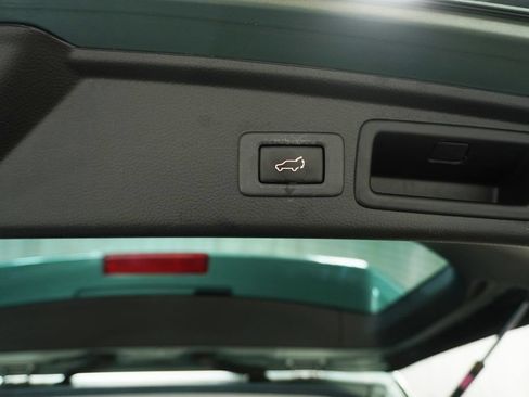 Used 2018 Subaru Forester 2.5i Limited w/ Popular Package #2 AWD/4WD image 7