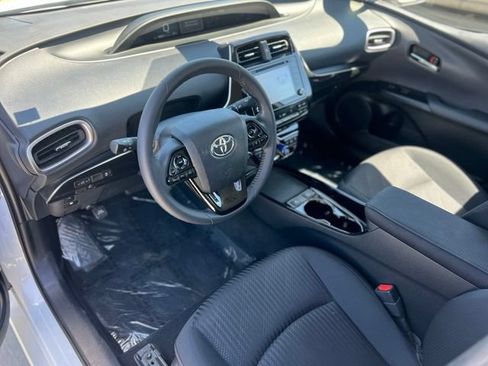 Certified 2022 Toyota Prius Prime LE FWD image 14