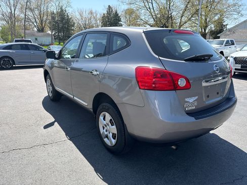 Used 2014 Nissan Rogue S image 5