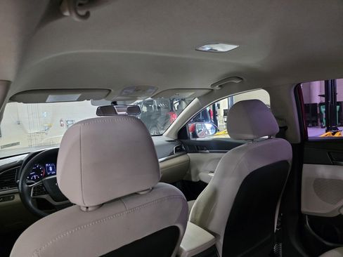 Used 2018 Hyundai Elantra SEL image 14