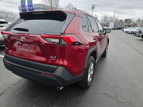 Used 2023 Toyota RAV4 XLE image 7
