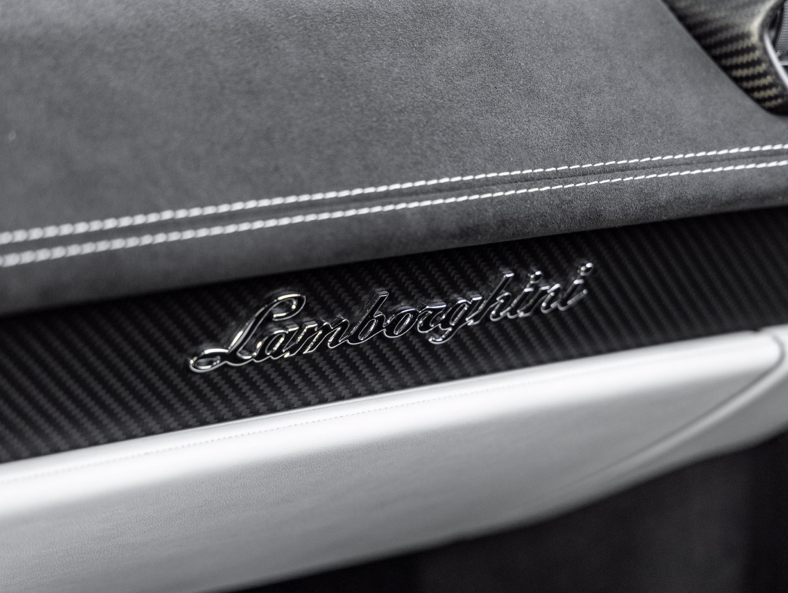 Used 2023 Lamborghini Huracan Tecnica RWD image 36
