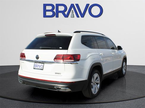 Used 2021 Volkswagen Atlas SE image 5