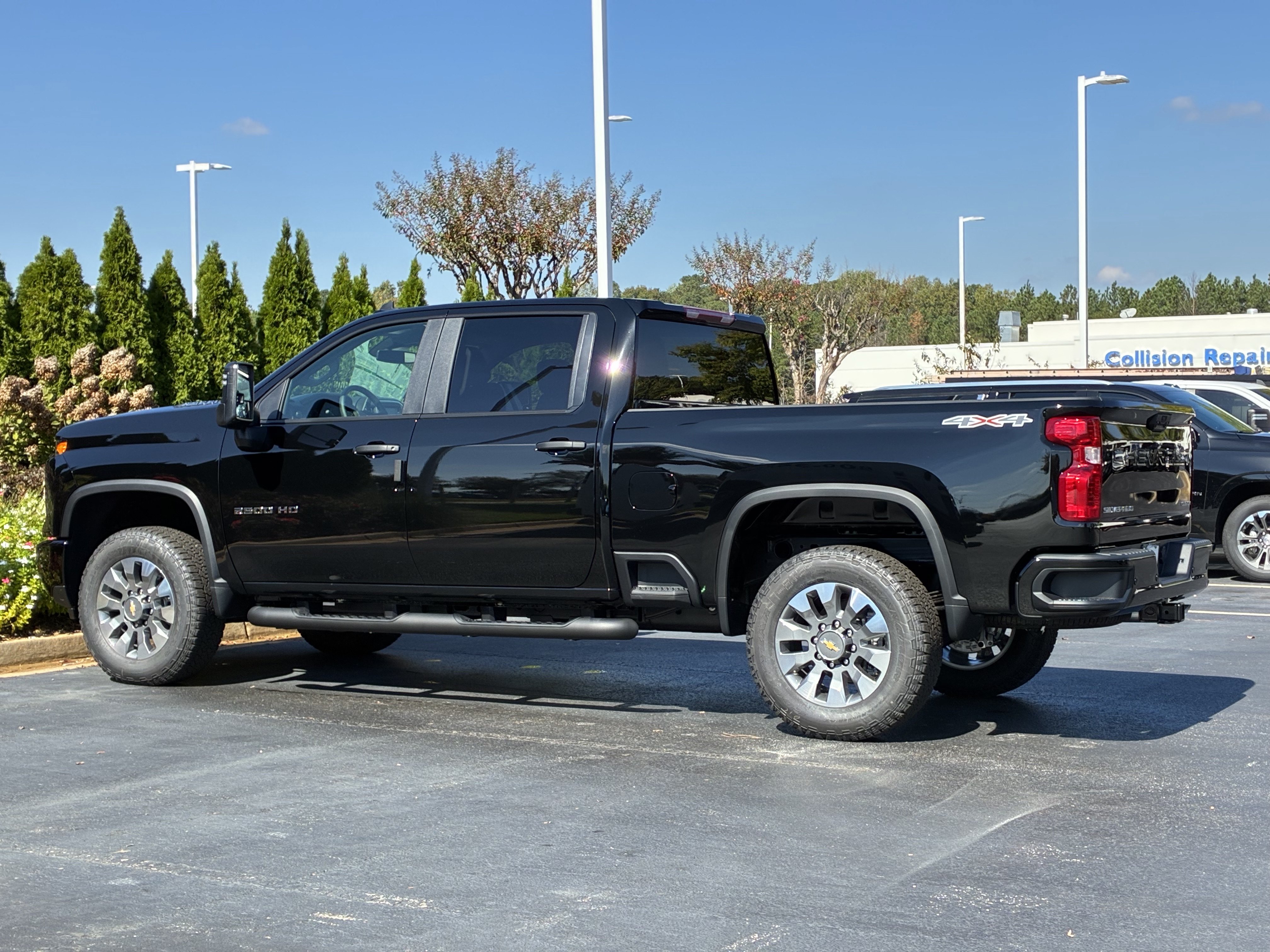 New 2026 Chevrolet Silverado 2500 Custom w/ Custom Value Package AWD/4WD image 10