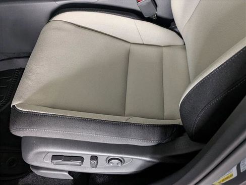 New 2026 Honda CR-V EX image 4