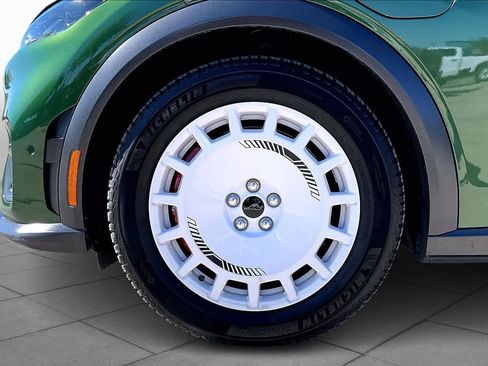 Certified 2024 Ford Mustang Mach-E GT image 11