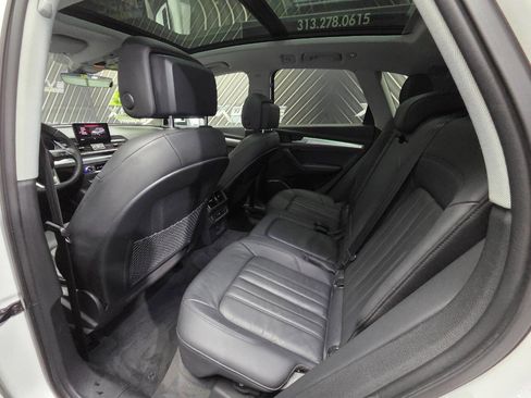 Used 2019 Audi Q5 2.0T Premium w/ Convenience Package image 26