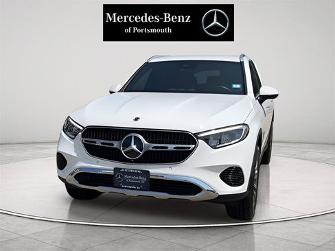 Certified 2025 Mercedes-Benz GLC 300 4MATIC image 3