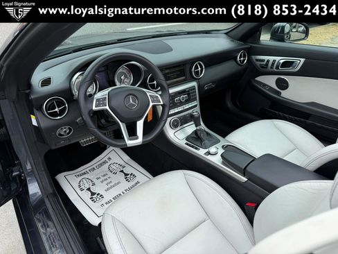 Used 2012 Mercedes-Benz SLK 250 image 12