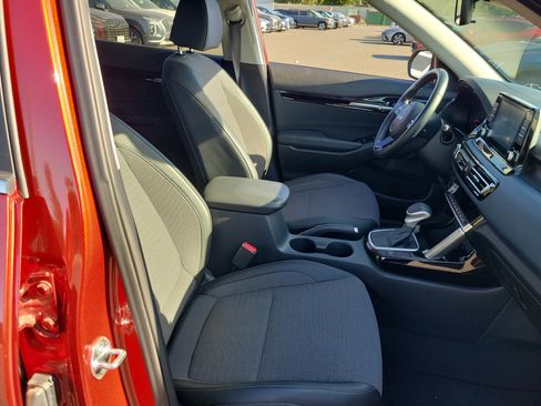 Used 2023 Kia Seltos S FWD image 19