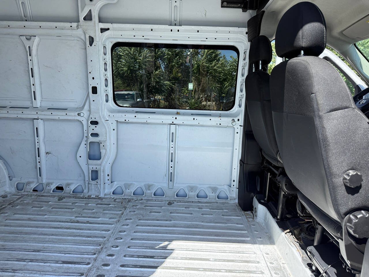 Used 2023 RAM ProMaster 3500 FWD image 24