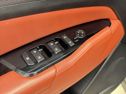 Used 2023 Kia Sportage SX image 21