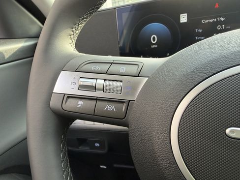 New 2026 Hyundai Kona SEL Premium image 32