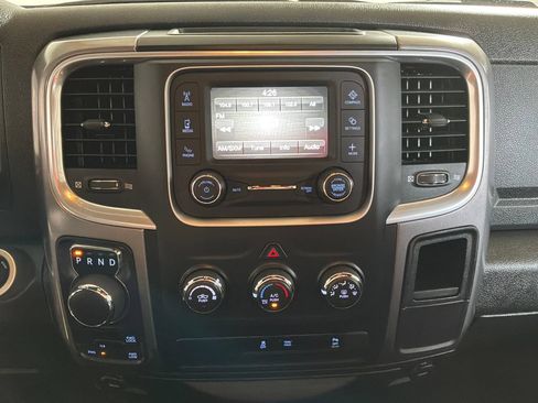 Certified 2024 RAM 1500 Warlock AWD/4WD image 19