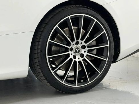 Used 2022 Mercedes-Benz E 450 Coupe image 40
