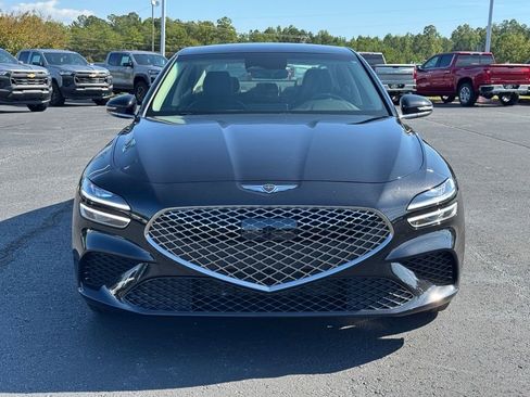 Used 2025 Genesis G70 2.5T image 8