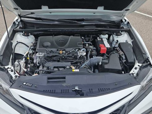 Used 2023 Toyota Camry SE AWD/4WD image 17